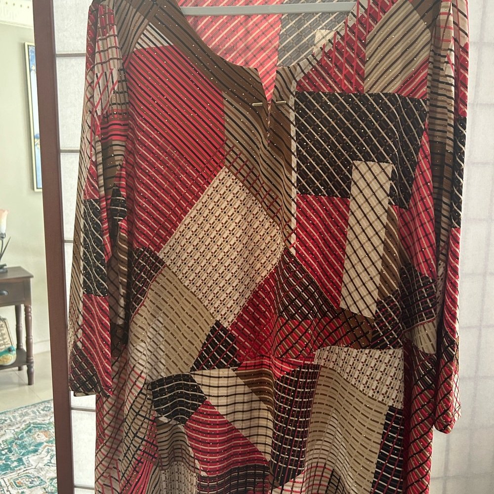 Geometric Patterned Dress in Red and Brown